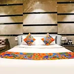 Hotel Urban Brood - Near Prem Mandir