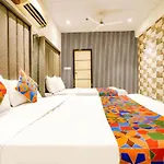 Hotel Urban Brood - Near Prem Mandir